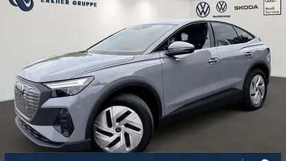 Grau Gebraucht 2023 Audi Q4 Sportback e-tron Performance SUV | 25.899 € (Guter Preis)