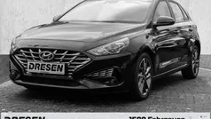 Schwarz Gebraucht 2023 Hyundai i30 Trend Limousine | 18.990 € (Fairer Preis)