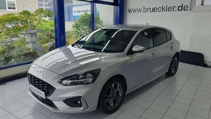 Gebraucht 2021 Ford Focus ST-Line Limousine | 17.490 € (Fairer Preis)