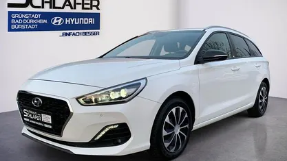 Polar white / sol Gebraucht 2019 Hyundai i30 YES! Kombi | 17.480 € (Fairer Preis)