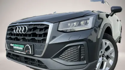 Gebraucht Audi Q2 150 PS (110 kW) 2022 Grau SUV