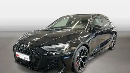 Gebraucht Audi RS3 Ambiente 400 PS (294 kW) 2025 Mythosschwarz Limousine