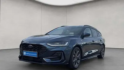 Gebraucht 2025 Ford Focus ST-Line X Kombi | 25.940 € (Fairer Preis)