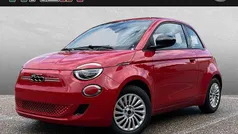 Gebraucht 2025 Fiat 500e Red Kleinwagen | 29.690 € (Fairer Preis)