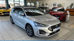 Silber Gebraucht 2024 Ford Focus ST-Line Kombi | 25.780 € (Fairer Preis)