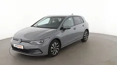 Grau Gebraucht 2021 VW Golf VIII Active Limousine | 24.700 € (Fairer Preis)