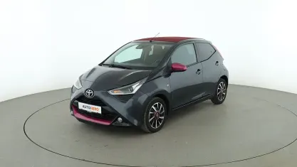 Gebraucht Toyota Aygo Style 72 PS (52 kW) 2020 Grau Kleinwagen