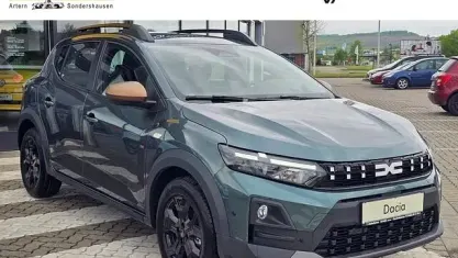 Nowe Dacia Sandero Extreme 110 KM (80 kW) 2026 Zielony Sedan/Limuzyna