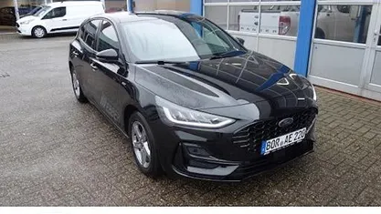 Second-hand Ford Focus ST-Line 125 CP (91 kW) 2023 Negru Berlinǎ