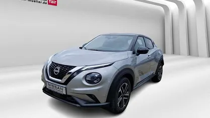 Silber Gebraucht 2024 Nissan Juke N-Connecta SUV | 18.180 € (Fairer Preis)