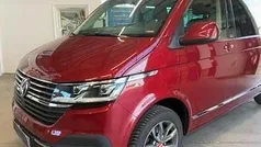 Rot (fortanarot metallic / fortanarot metallic) Gebraucht 2020 VW Multivan Generation Six Van | 40.900 € (Fairer Preis)