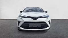 Novaweiß perleffekt / dach schwarz Gebraucht 2021 Toyota C-HR Plus SUV | 23.390 € (Fairer Preis)