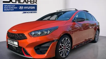 Gebraucht Kia ProCeed GT 204 PS (150 kW) 2022 (rng) orange fusion met. Kombi