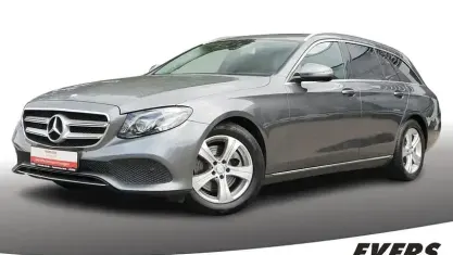 Gebraucht Mercedes E250 Avantgarde 211 PS (155 kW) 2017 Selenitgrau  metalliclack Limousine