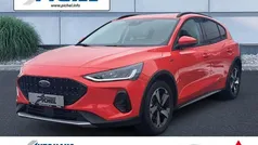 Rot Neu 2025 Ford Focus Active Limousine | 28.390 € (Fairer Preis)