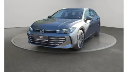 Gebraucht VW Passat Elegance 150 PS (110 kW) 2025 Grenadillschwarz metallic Kombi
