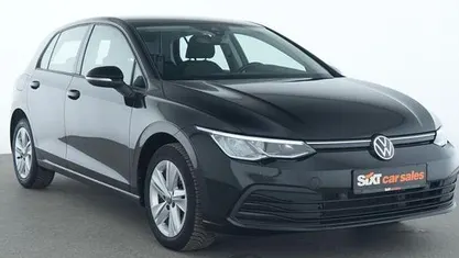 Gebraucht VW Golf VIII Life 150 PS (110 kW) 2024 Schwarz Limousine