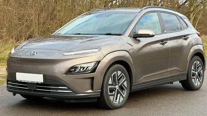 Beige Gebraucht 2021 Hyundai Kona Prime SUV | 19.890 € (Fairer Preis)