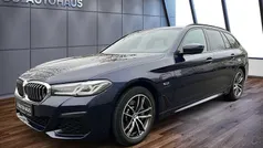 Blau Gebraucht 2022 BMW 530e Sport Line Kombi | 37.960 € (Fairer Preis)