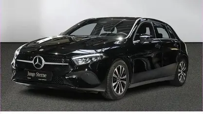 Gebraucht 2024 Mercedes A180 Limousine | 27.760 € (Fairer Preis)