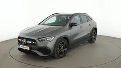 Grau Gebraucht 2023 Mercedes GLA200 AMG line SUV | 39.480 € (Fairer Preis)