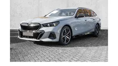 Grau Neu 2025 BMW 540 Performance Kombi | 82.480 € (Fairer Preis)