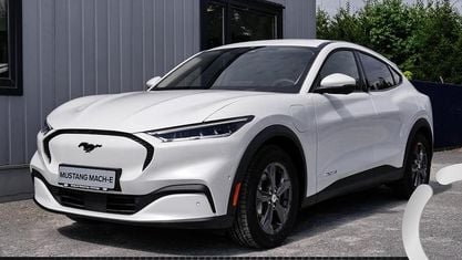 Usata Ford Mustang Mach-E 197 kW (269 CV) 2022 Bianco SUV