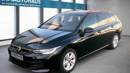 Gebraucht VW Golf VIII Life 150 PS (110 kW) 2025 Schwarz Kombi