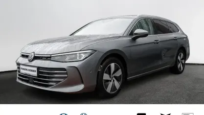 Gebraucht VW Passat Business 150 PS (110 kW) 2025 Grau Kombi