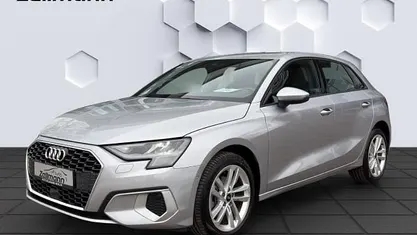 Silber Gebraucht 2023 Audi A3 Advanced Plus Limousine | 29.966 € (Fairer Preis)