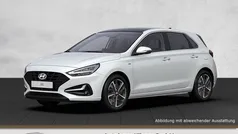 Weiss Gebraucht 2024 Hyundai i30 Advantage Limousine | 22.495 € (Fairer Preis)