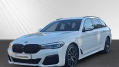 Weiss Gebraucht 2021 BMW 530 M Sport Kombi | 36.788 € (Guter Preis)