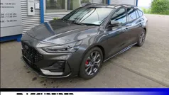 Magneticgrau (metallic) Gebraucht 2024 Ford Focus ST-Line X Kombi | 26.990 € (Guter Preis)