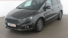 Grau Gebraucht 2019 Ford S-MAX Titanium Van / Kleinbus | 21.600 € (Fairer Preis)