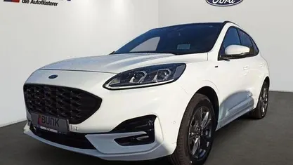 Usata Ford Kuga ST-Line X 224 CV (164 kW) 2022 Bianco SUV