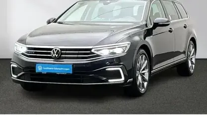 Gebraucht VW Passat GTE 218 PS (160 kW) 2022 Deep black perleffekt Kombi