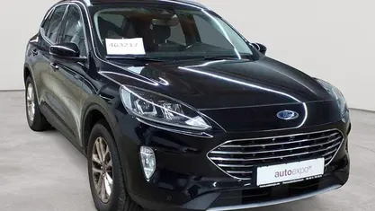 Gebraucht Ford Kuga Titanium 150 PS (110 kW) 2022 SUV