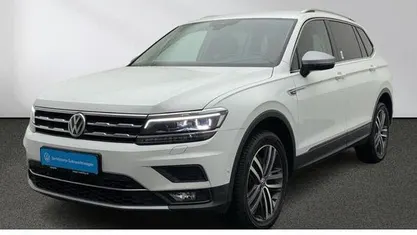 Gebraucht VW Tiguan Allspace Highline 200 PS (147 kW) 2021 Pure white SUV