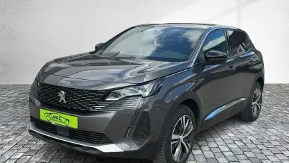 Gebraucht Peugeot 3008 Allure 131 PS (96 kW) 2024 Met. platinium grau SUV