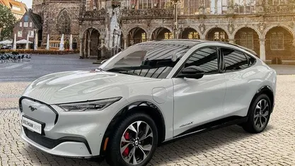 Gebraucht 2022 Ford Mustang Mach-E Premium SUV | 31.750 € (Fairer Preis)