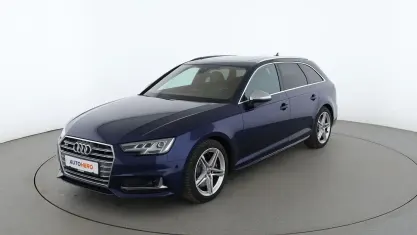 Używany Audi S4 354 KM (260 kW) 2018 Niebieski Kombi