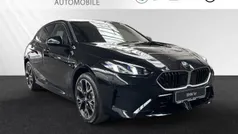 Saphirschwarz metallic Gebraucht 2025 BMW 120 M Sport Kleinwagen | 38.990 € (Fairer Preis)