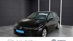 Gebraucht 2024 VW Golf VIII Life Limousine | 22.940 € (Fairer Preis)