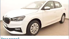 Weiss Gebraucht 2024 Skoda Fabia Essence Limousine | 17.180 € (Fairer Preis)