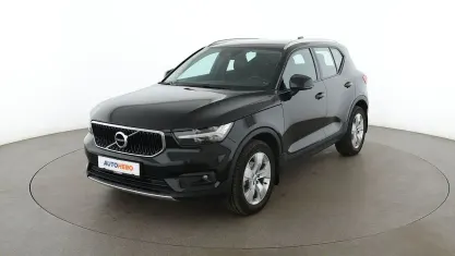 Gebraucht Volvo XC40 Momentum 163 PS (119 kW) 2020 Schwarz SUV