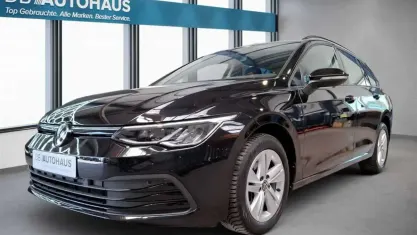 Gebraucht VW Golf VIII Life 116 PS (85 kW) 2023 Schwarz Kombi