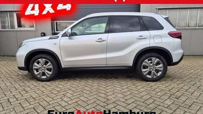 Silky silver metallic Neu 2025 Suzuki Vitara Comfort SUV | 25.590 € (Guter Preis)