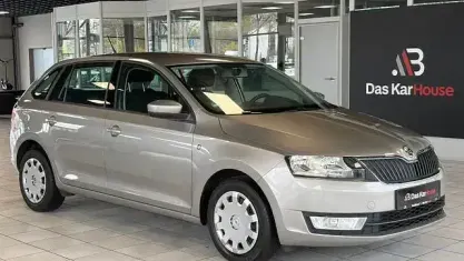 Gebraucht Skoda Rapid Ambition 118 PS (86 kW) 2015 Beige Kleinwagen