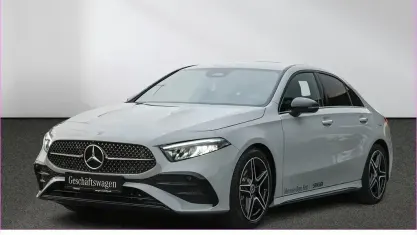 Gebraucht Mercedes A200 AMG 163 PS (119 kW) 2025 Manufaktur lack manufaktur alp Limousine