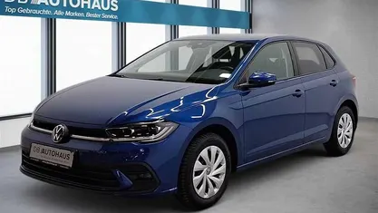 Blau Gebraucht 2023 VW Polo Life Kleinwagen | 17.530 € (Guter Preis)